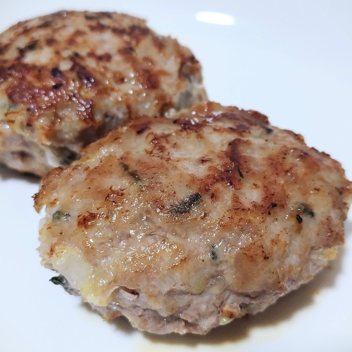 こんぶだしが隠し味⚝ふわふわポークバーグ